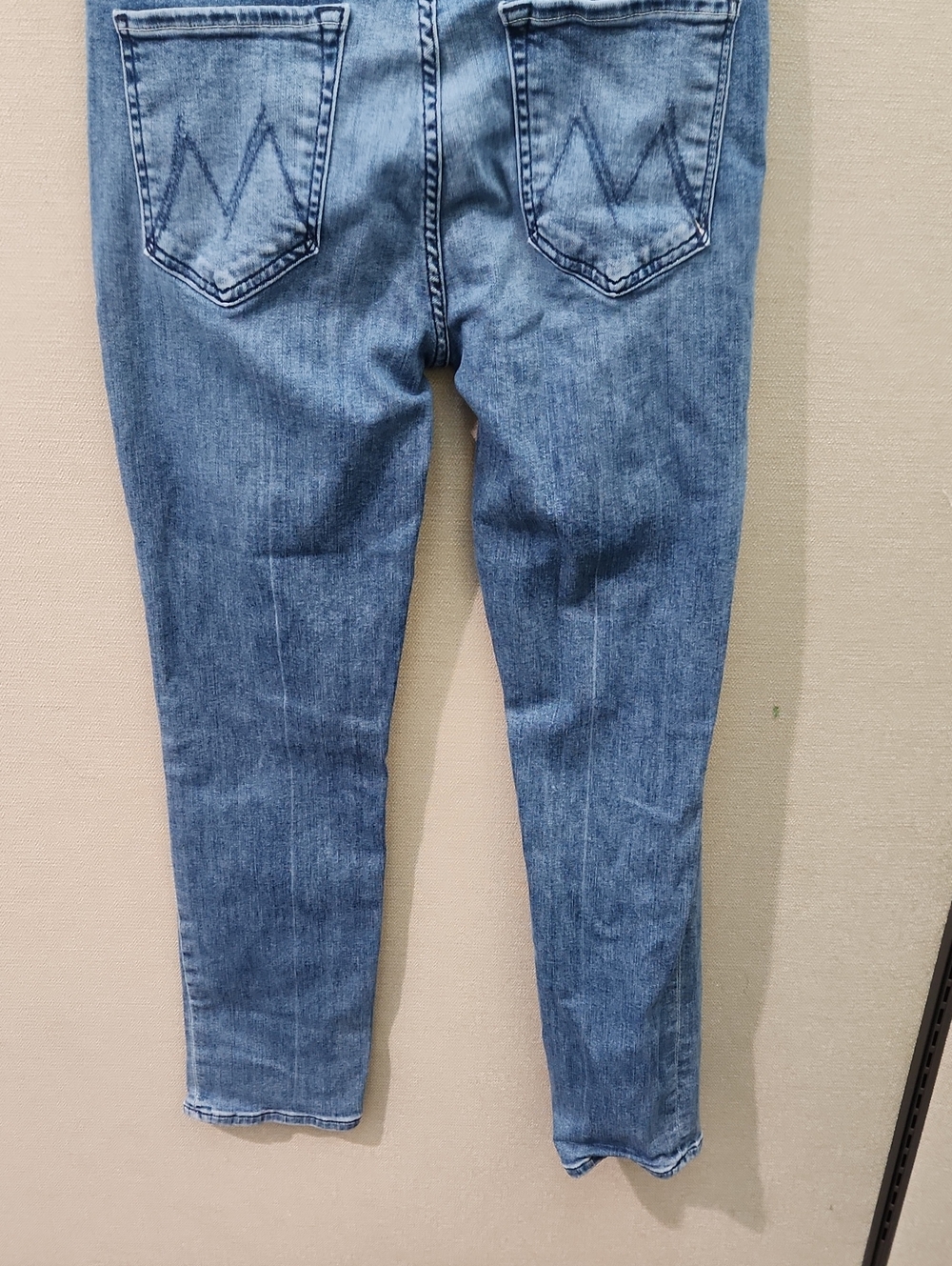 Mother The Midrise Dazzler Ankle Jeans in We The Animals Size 31 - Picture 7 of 16